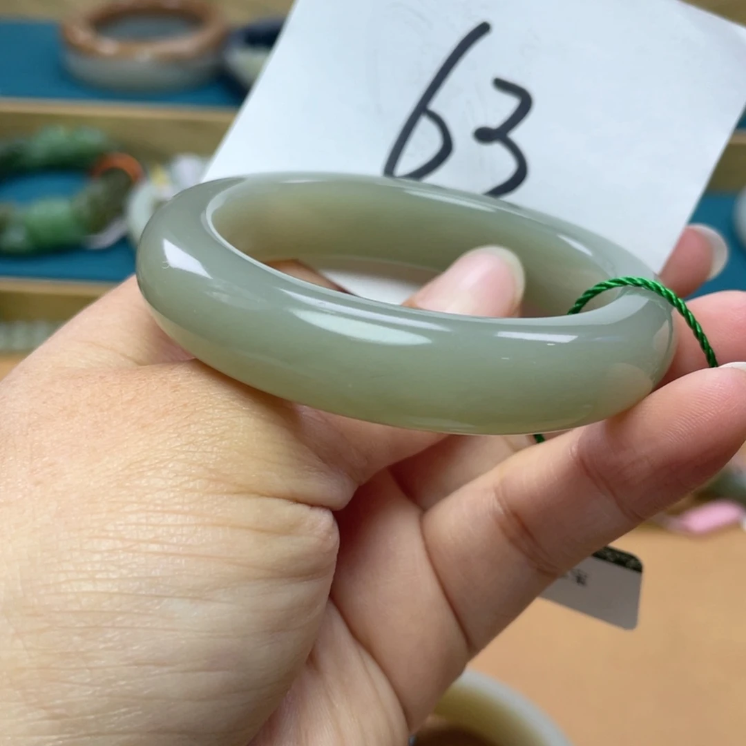 未镶嵌手镯和田玉圈口51