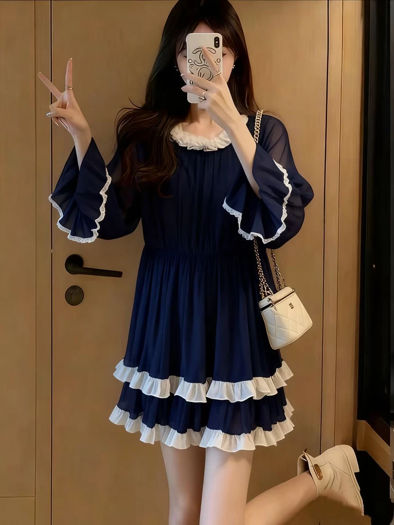韩版娃娃领短裙蕾丝印花法式长袖连衣裙秋季新款时尚设计感