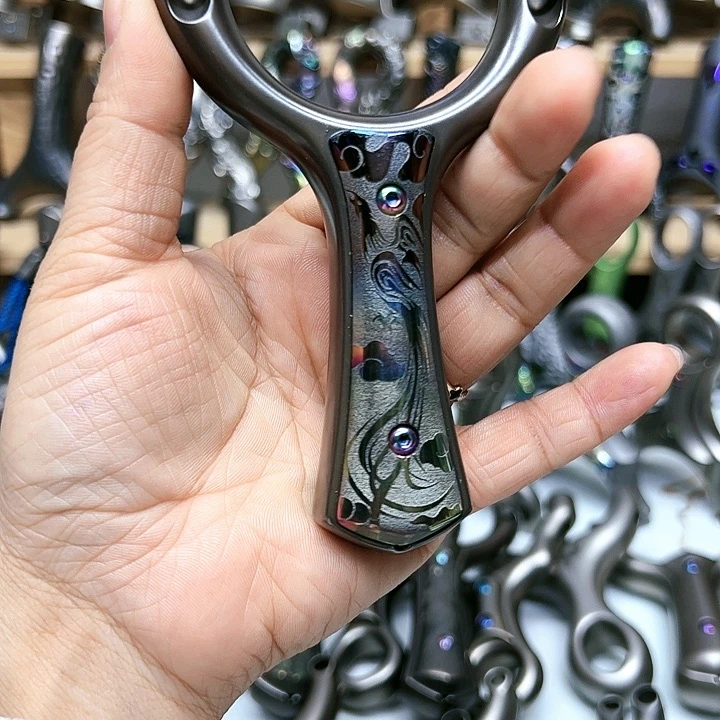 【闪购商品】虎顶雕刻龙凤