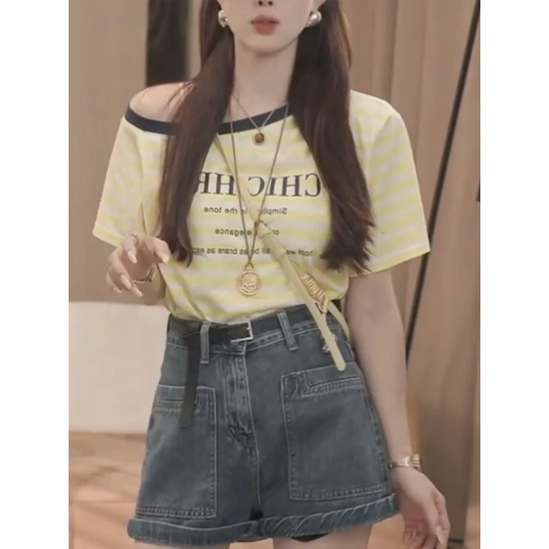 辣妹数字条纹短袖韩系复古斜肩T恤夏季ol薄款减龄复古短款小众