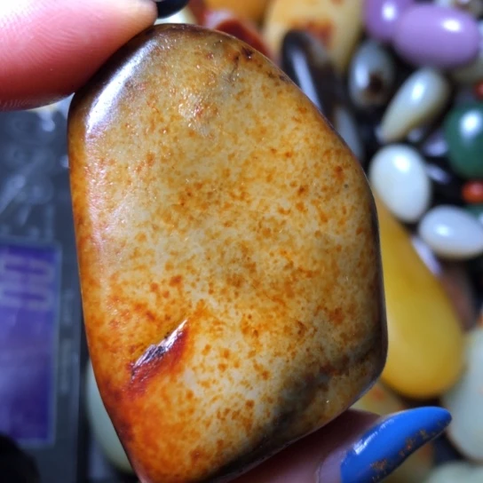 和田玉（翠青玉）未镶嵌珠宝奇石