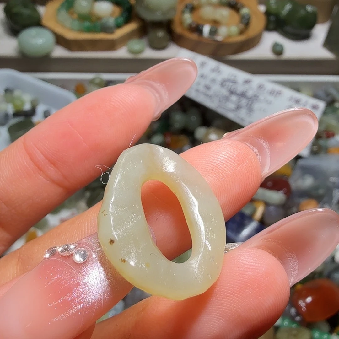 和田玉未镶嵌珠宝奇石