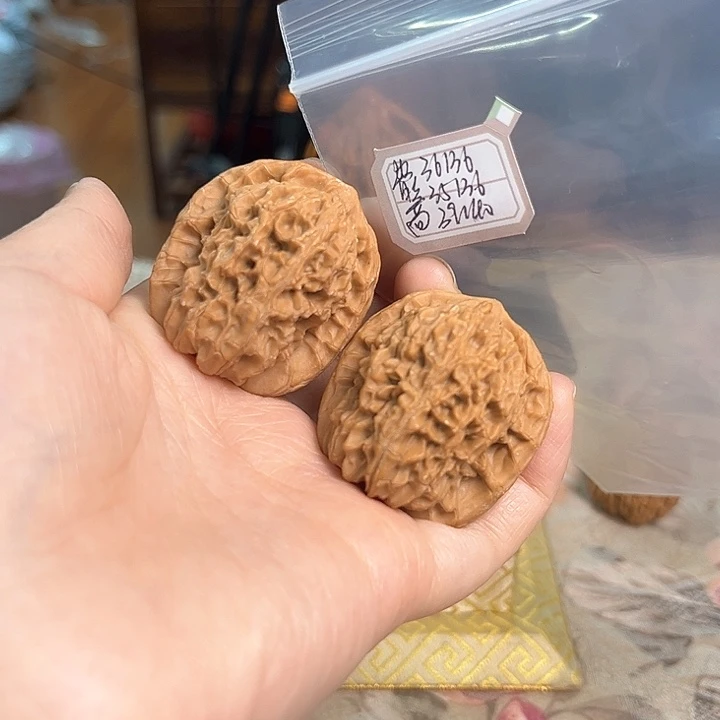 文玩核桃把件非嫁接马老四