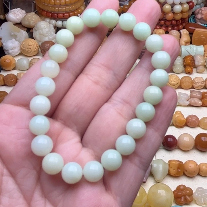 未镶嵌石英质玉（缅黄）珠宝半成品