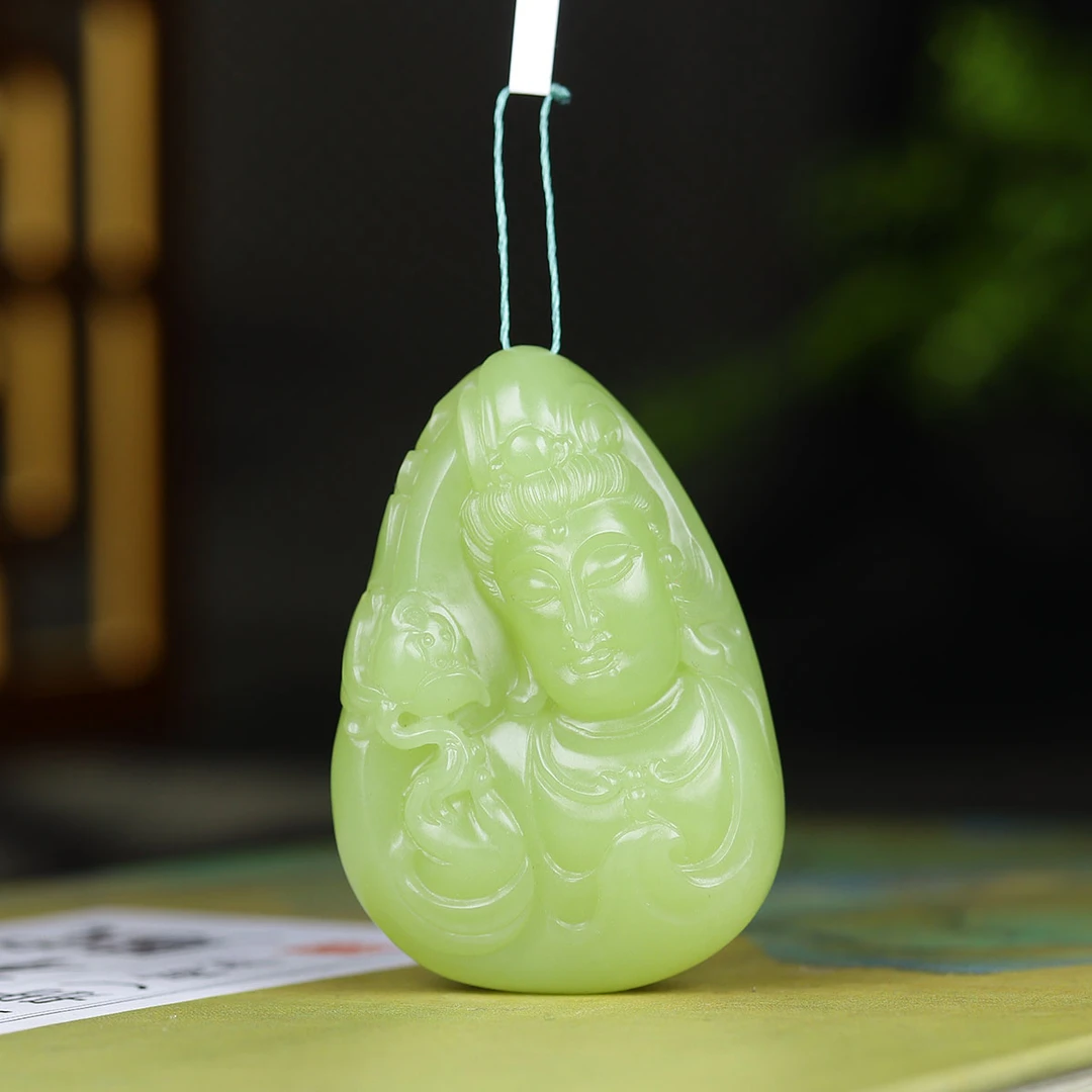 1219126和田玉黄玉观音