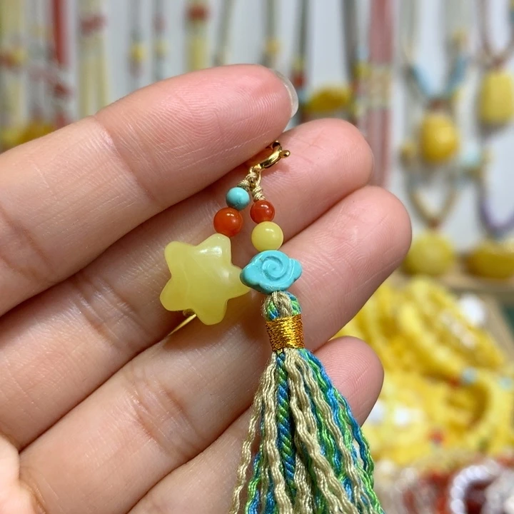 蜜蜡未镶嵌裸石配饰