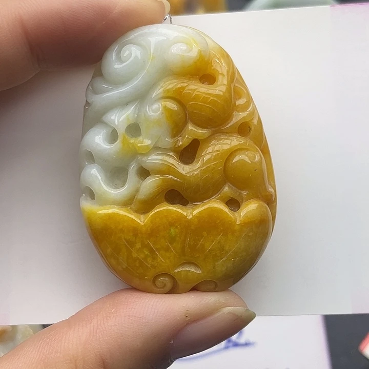 翡翠未镶嵌颈饰天然翡翠