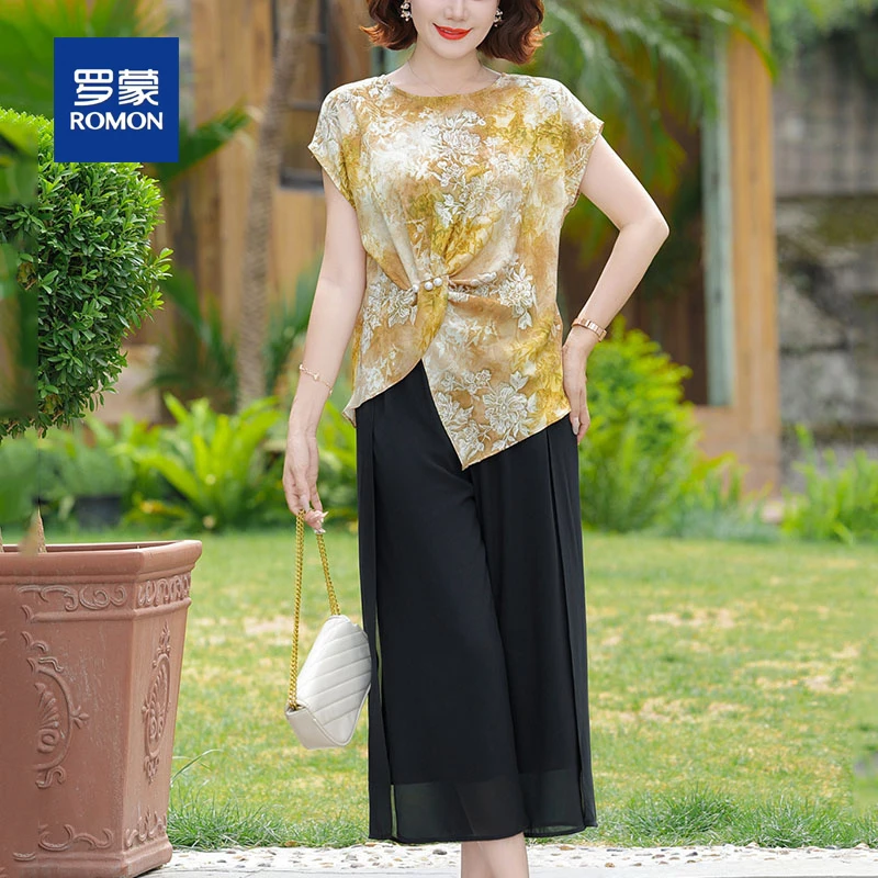 罗蒙时尚妈妈夏装2025新款中老年阔太太显瘦大码碎花短袖小衫套装