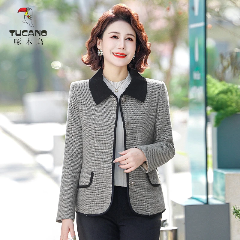 啄木鸟中老年新款妈妈春季外套时尚洋气中老年春秋装短款休闲西装