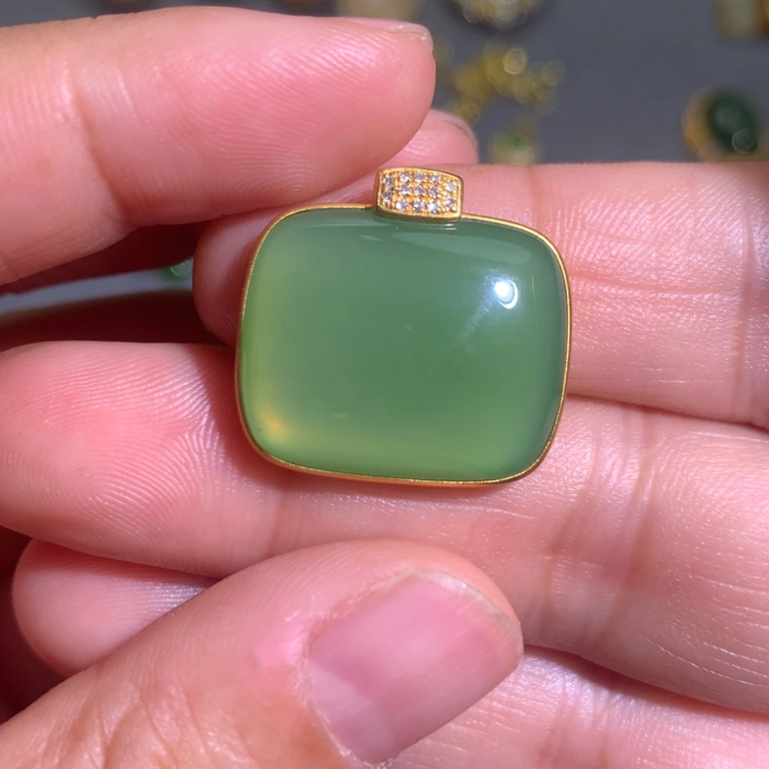 【闪购商品】和田玉18K金镶嵌珠宝半成品
