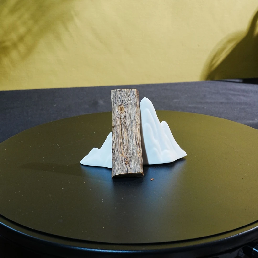 越南芽庄黄油黑肉沉香原料沉香吊坠  17.22g 250908229 C