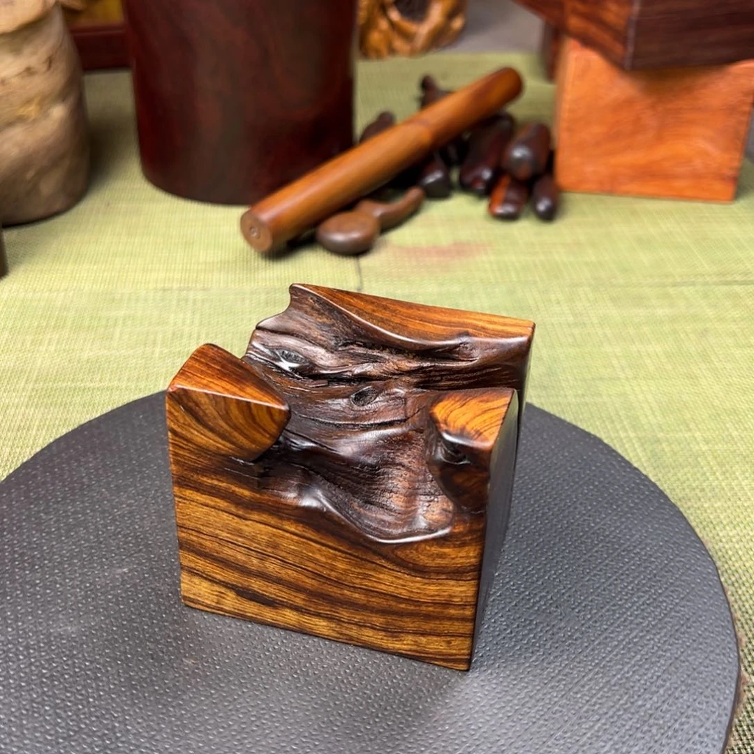 大果紫檀（缅甸花梨）小*?