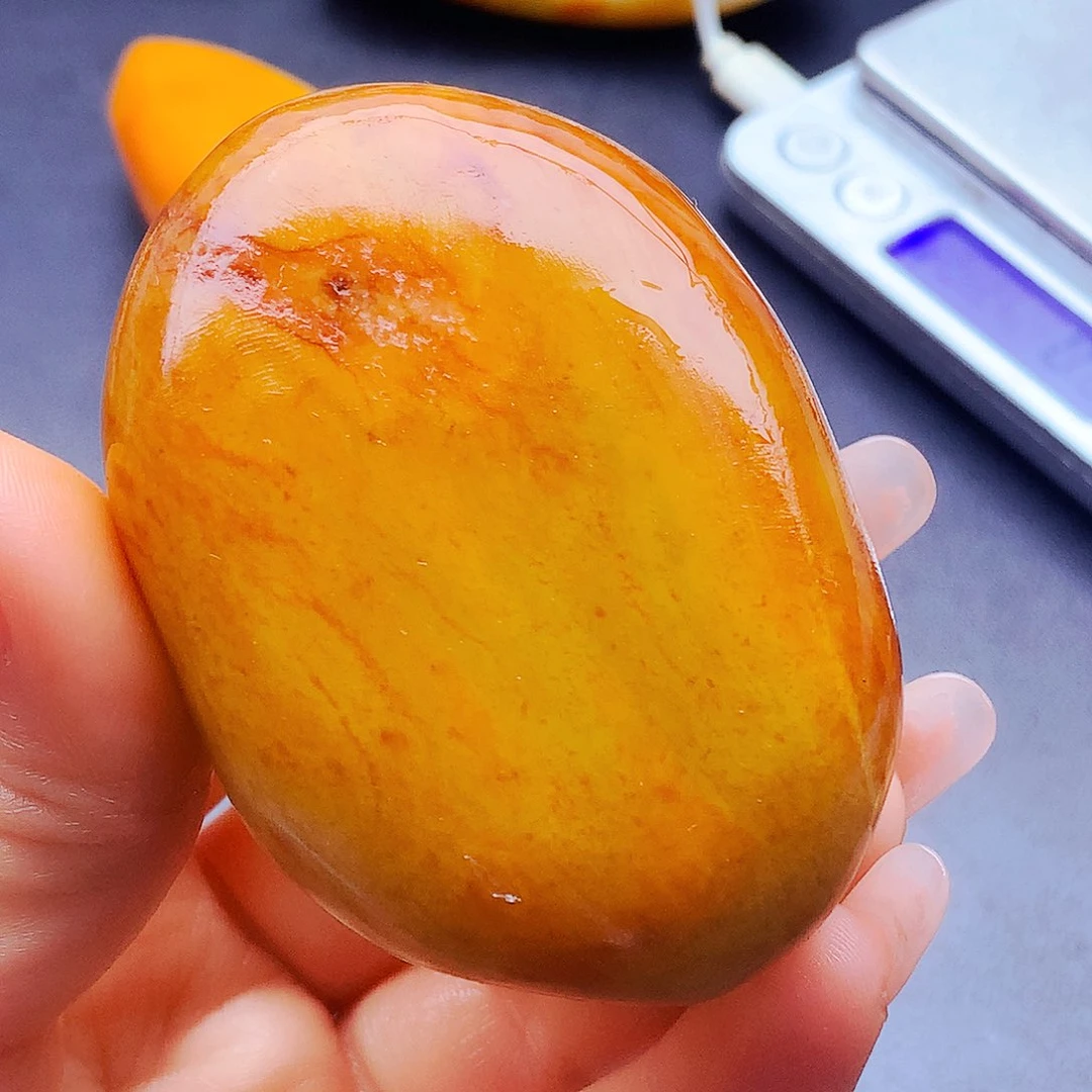 和田玉未镶嵌珠宝半成品