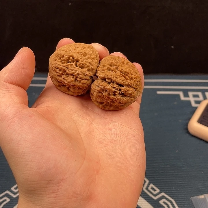 大***睛吊坠文玩核桃哈哈哈哈哈哈哈哈哈