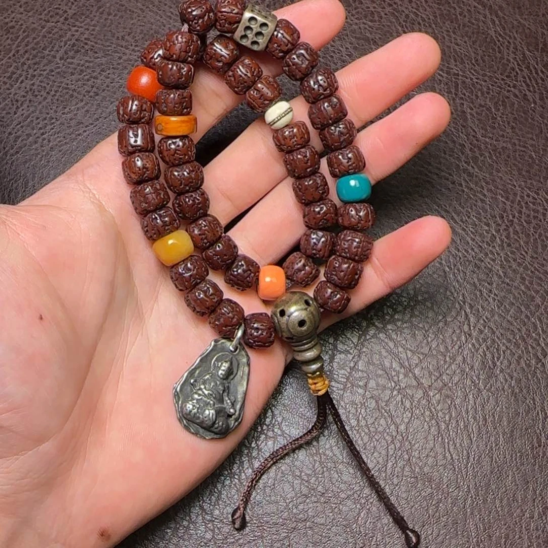 柏香籽/百香籽吊坠白*c