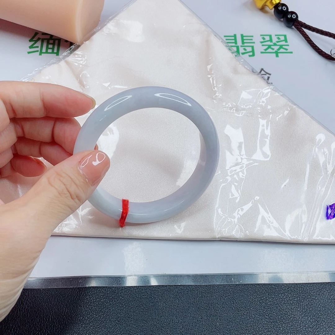 翡翠手镯未镶嵌@****s
