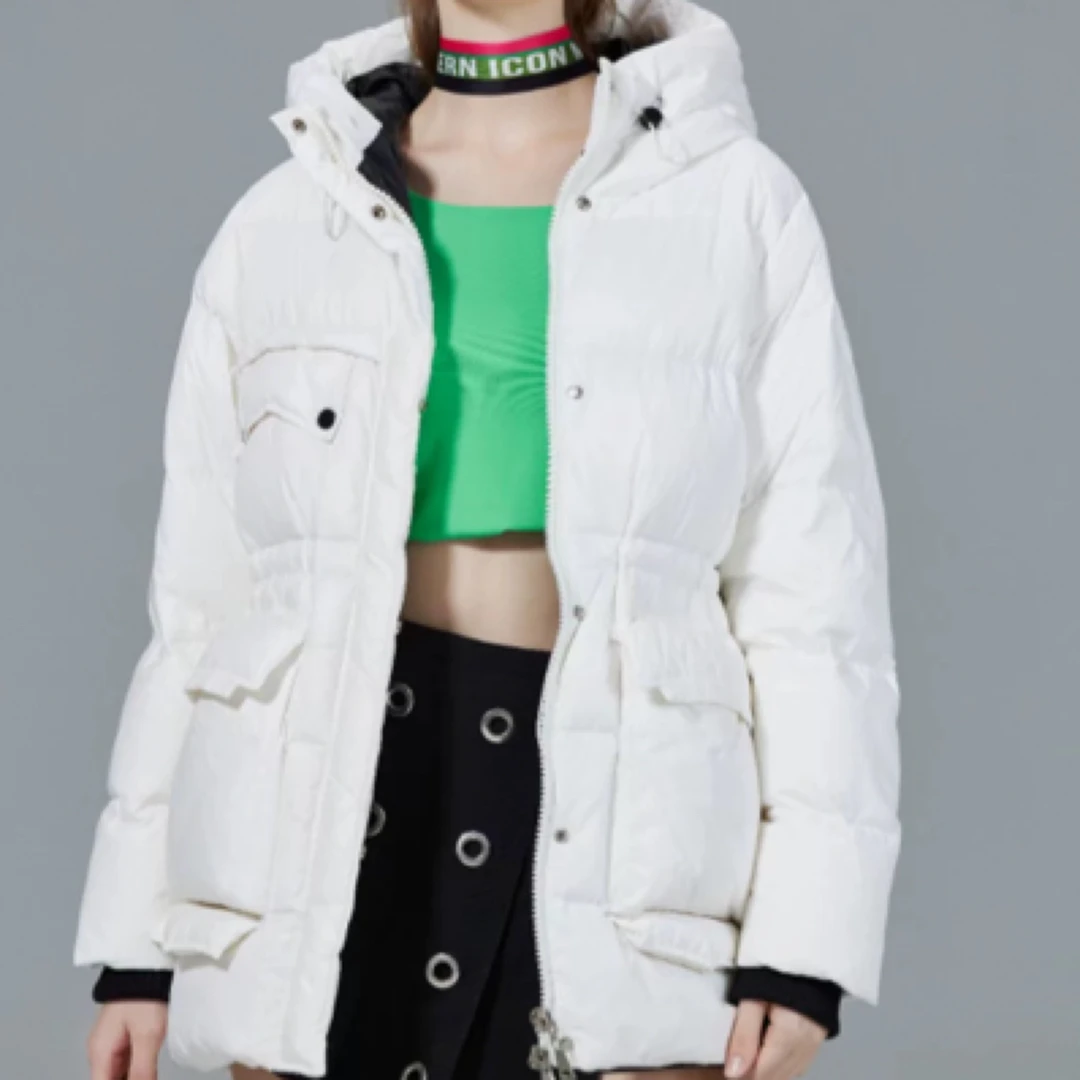 金影86216鹅绒服保暖运动女士羽绒服中长款户外连帽厚款短国风