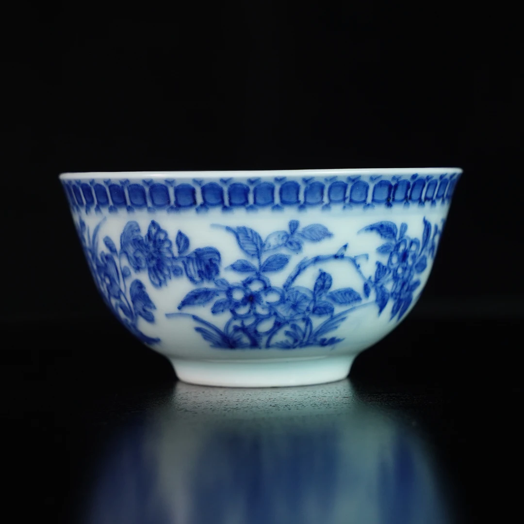 LABC250420057【十竹斋】清康熙淡描梅菊双清青花茶园