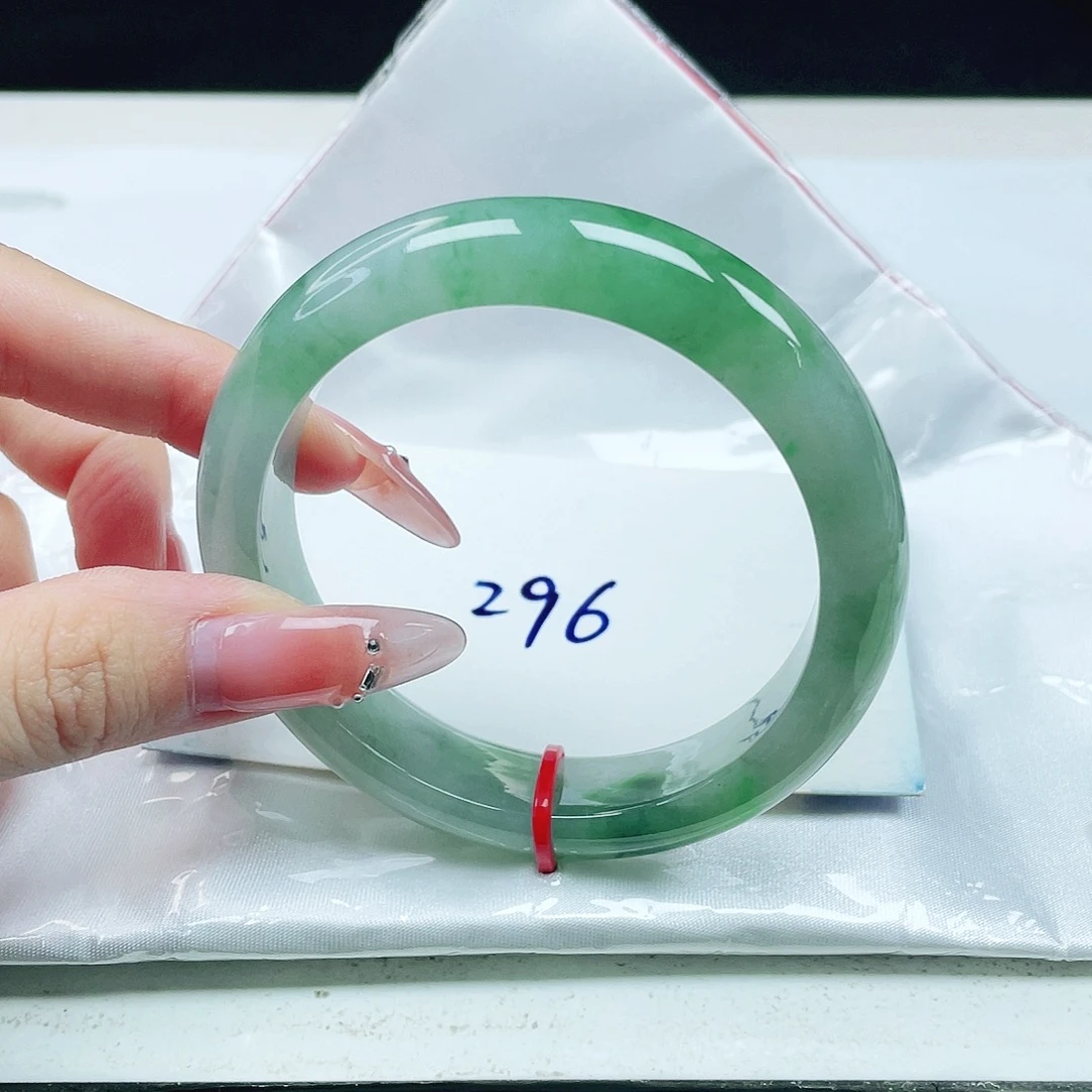 未镶嵌手镯翡翠55