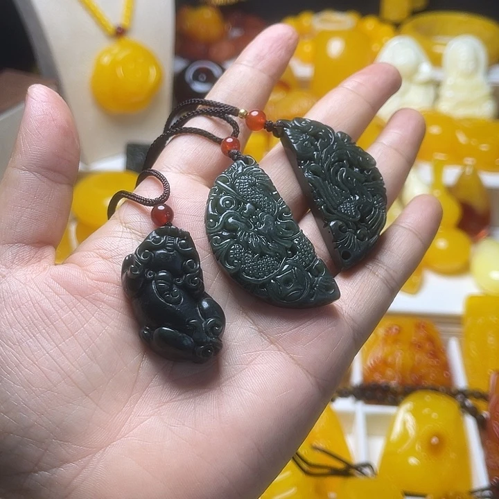 龙凤 俄罗斯新密 服饰配饰