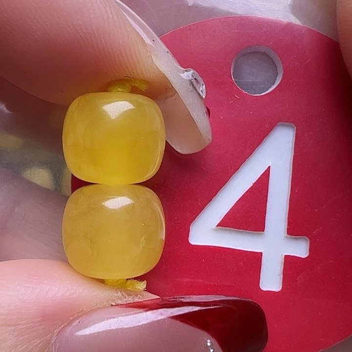 蜜蜡未镶嵌珠宝奇石9mm鸡油黄老型