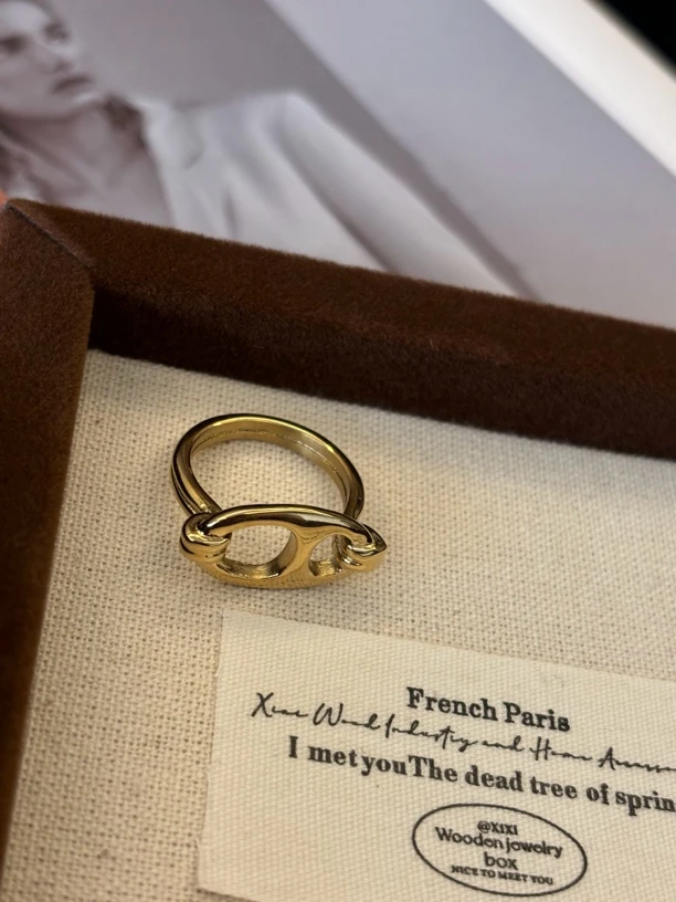 钛钢戒指 钛钢镂空浅金色食指叠搭不掉色猪鼻子戒指