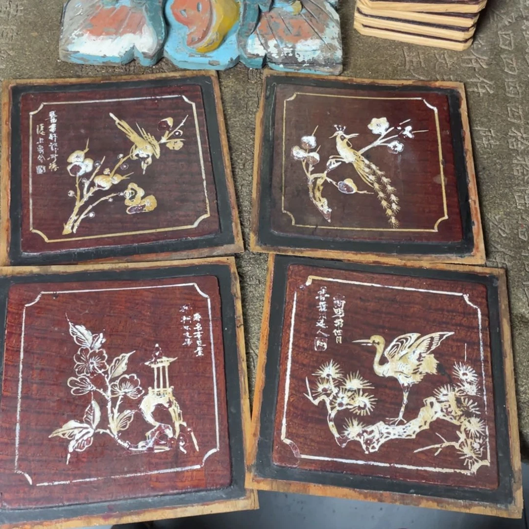 木禾**衣老木雕描画，有瑕疵