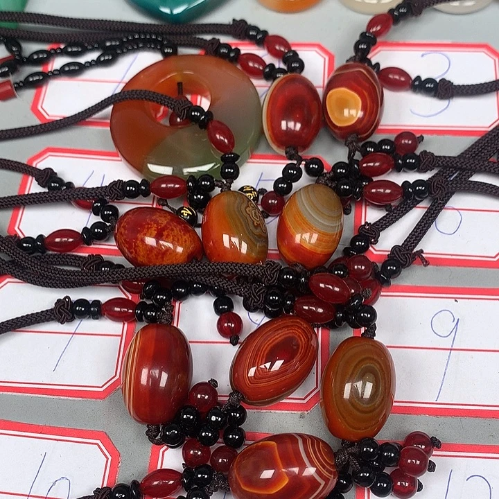 笑***生玛瑙/玉髓未镶嵌颈饰