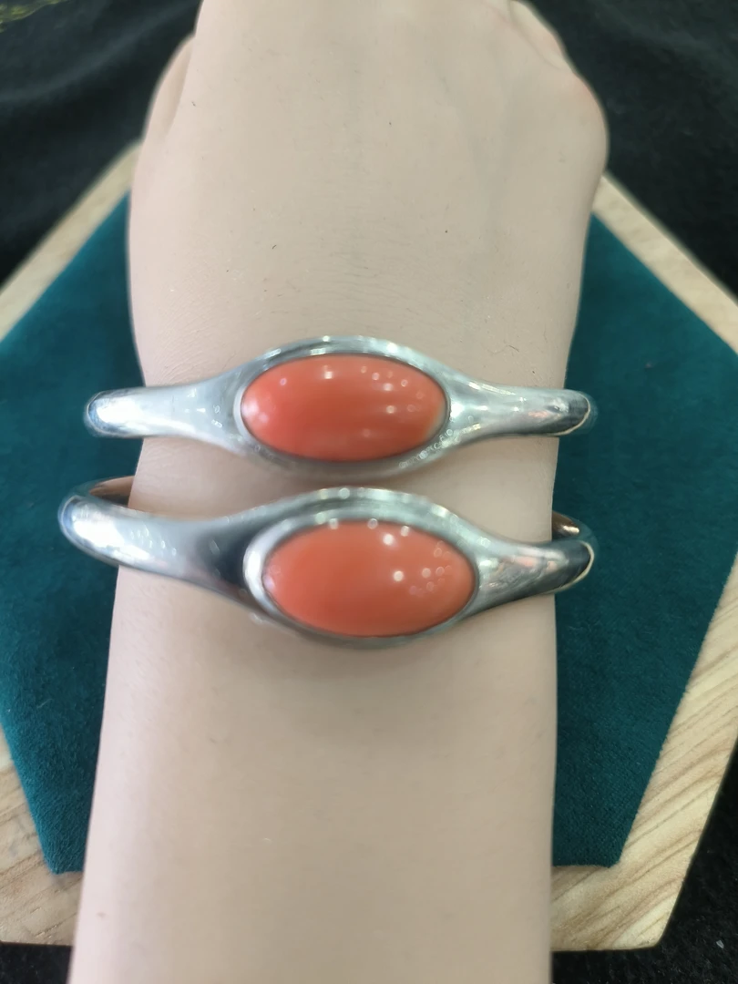 足银手镯 民族纯银真宝石手镯