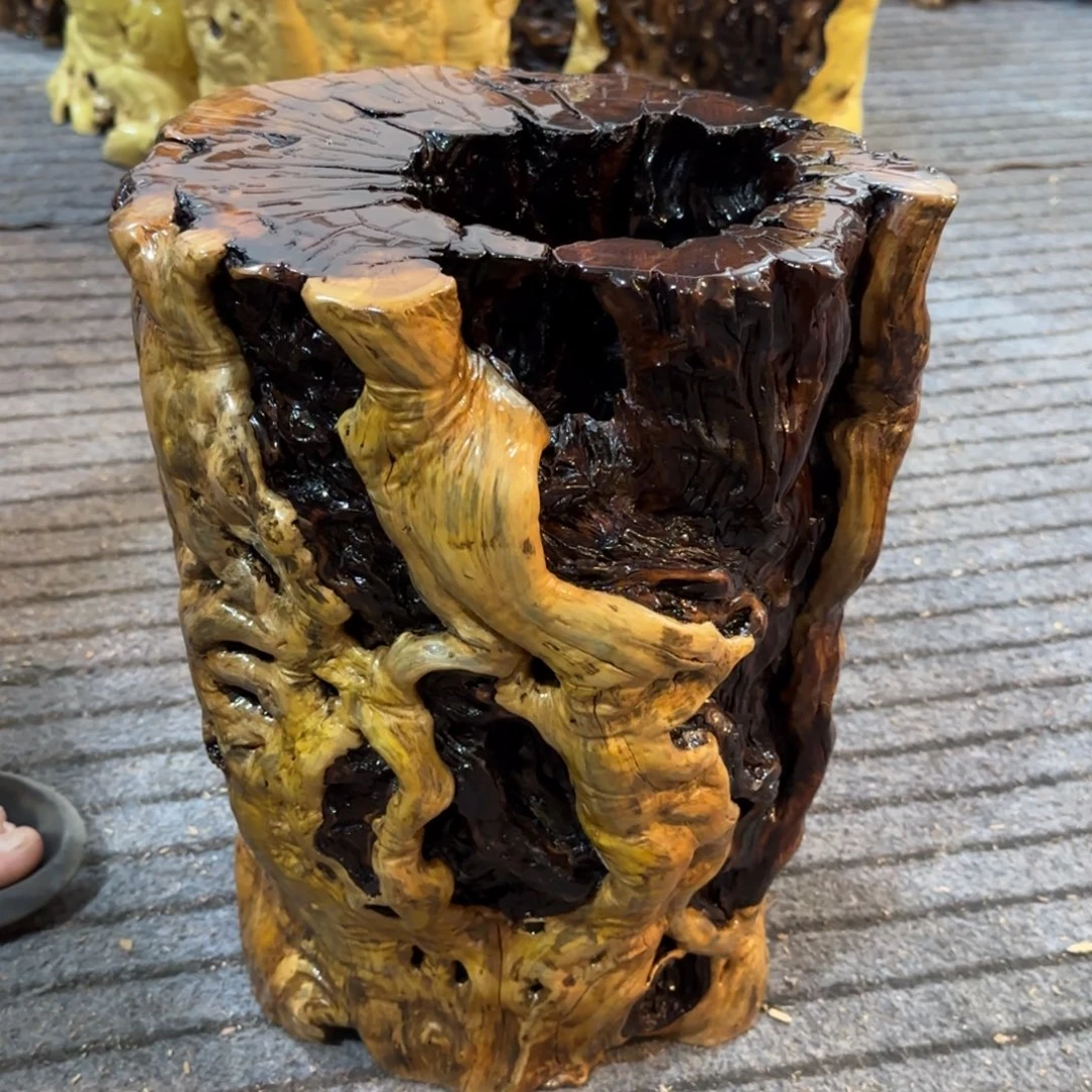 籞***龙纹鸡心枣木手工艺品