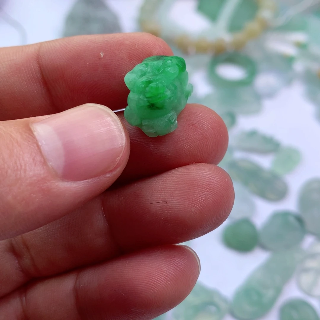 定制翡翠未镶嵌包工