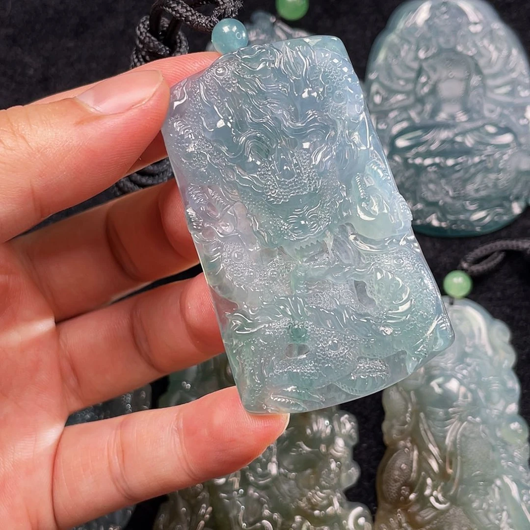 颈饰未镶嵌翡翠6，