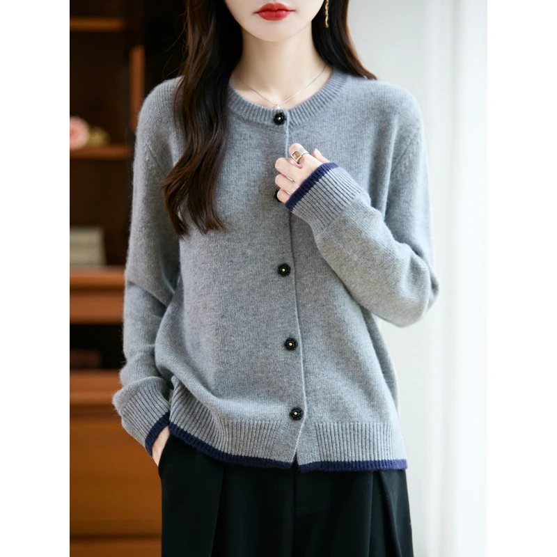 TIANYAN甜嫣【浣熊绒】软糯厚款山茶花扣圆领开衫