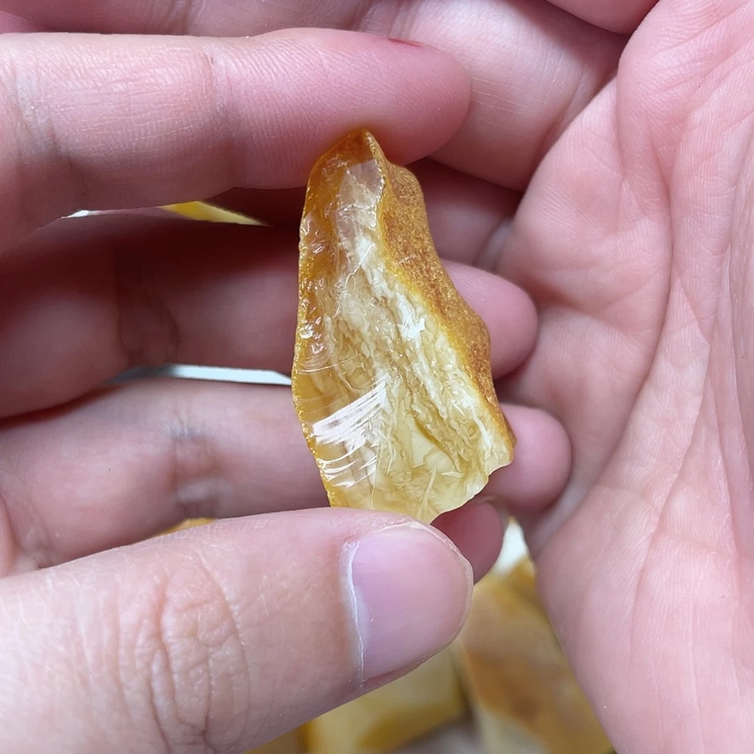 定制琥珀未镶嵌熊*原矿