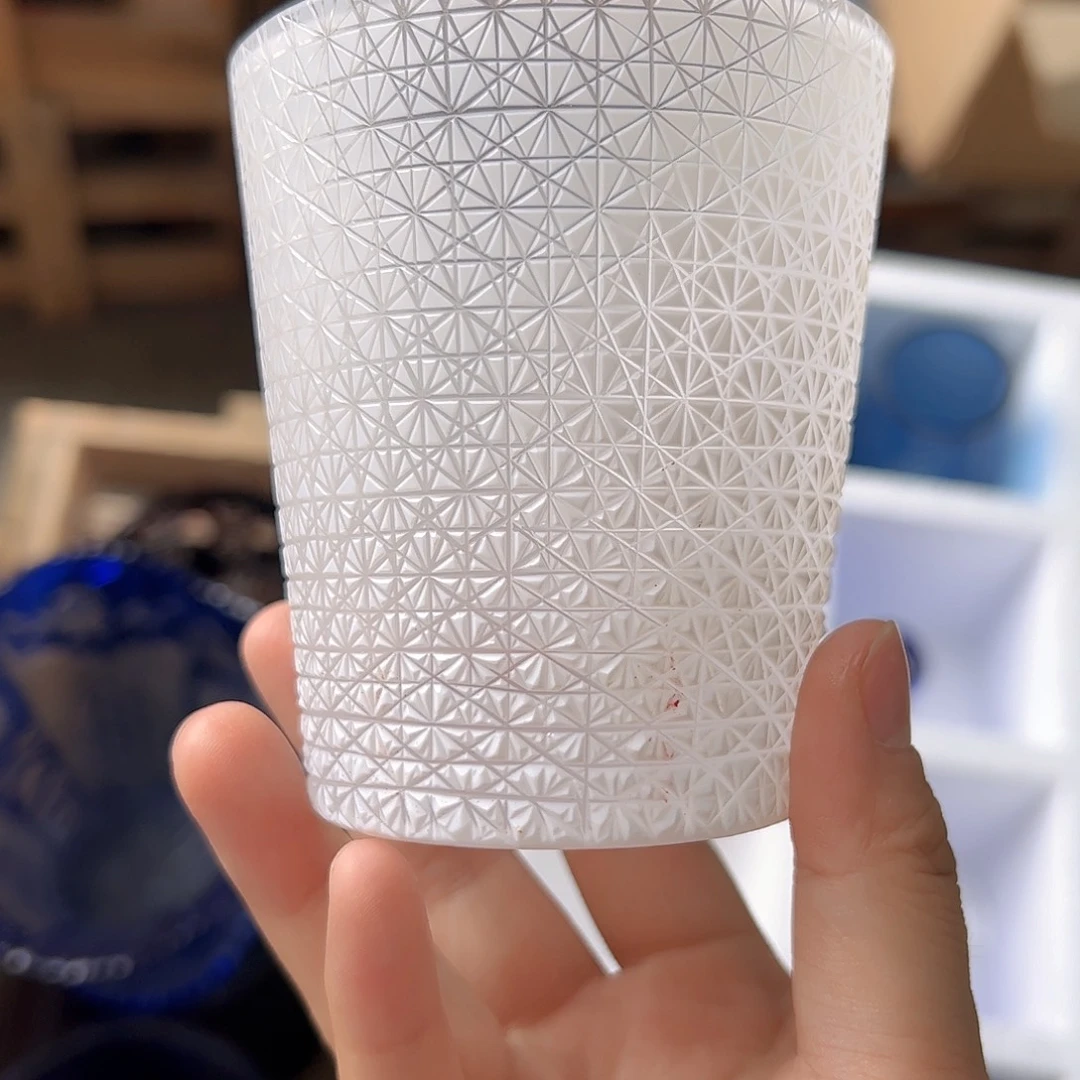 水晶玻璃高脚款微瑕一个
