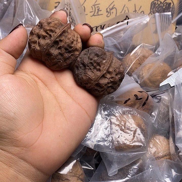 文玩核桃把件    154