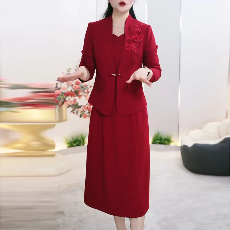 喜婆婆婚宴装红色精致连衣裙套装女秋2025新款显瘦减龄两件套裙子