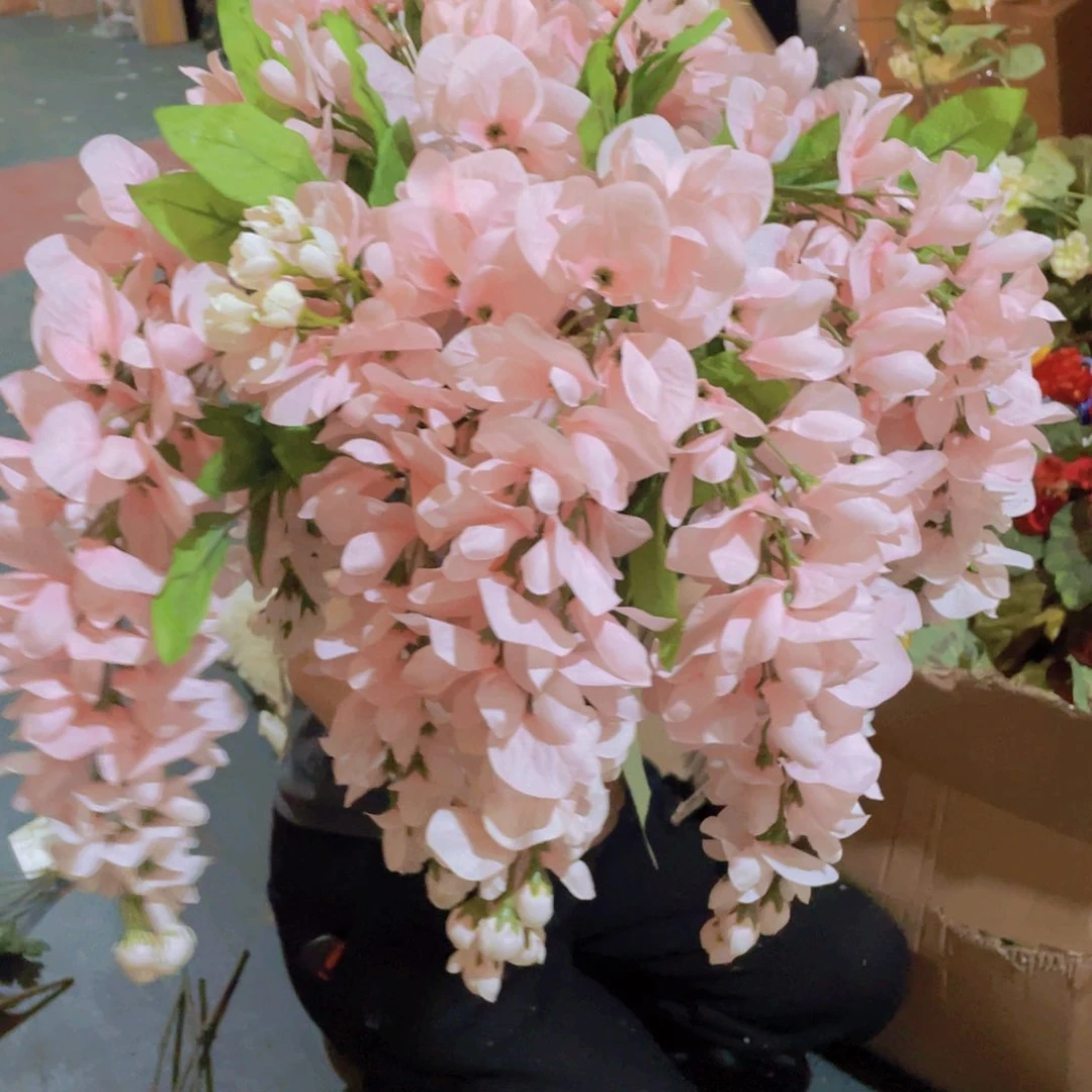 ?**糖陶瓷花瓶，仿真绿植。3