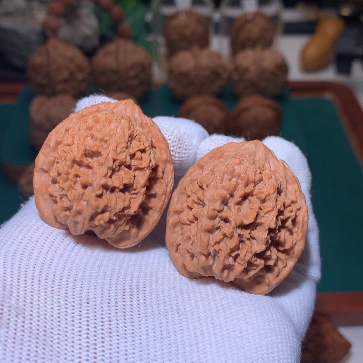 文玩核桃把件满天星