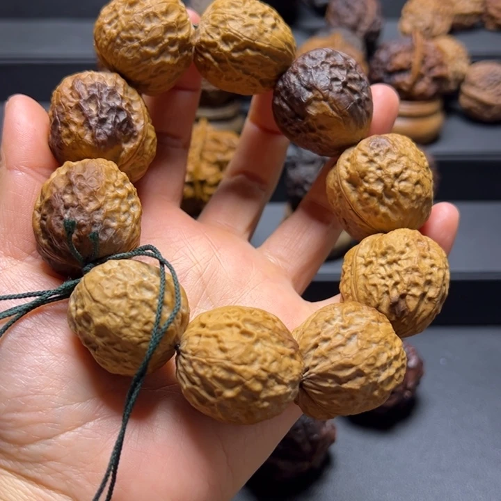 文玩核桃把件L龙珠31