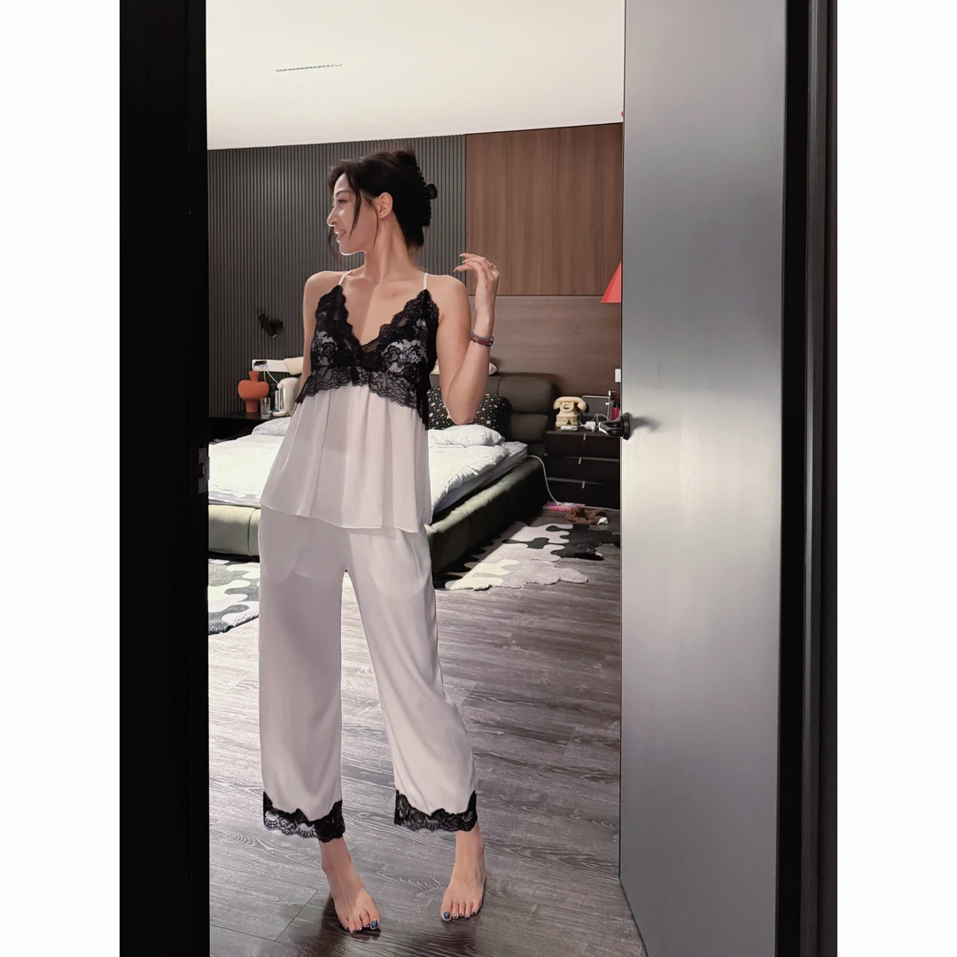 double oo带胸垫缎面玫瑰蕾丝吊带睡衣九分裤深v带胸垫吊带家居服
