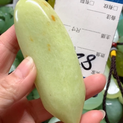 蛇纹石玉手把件未镶嵌