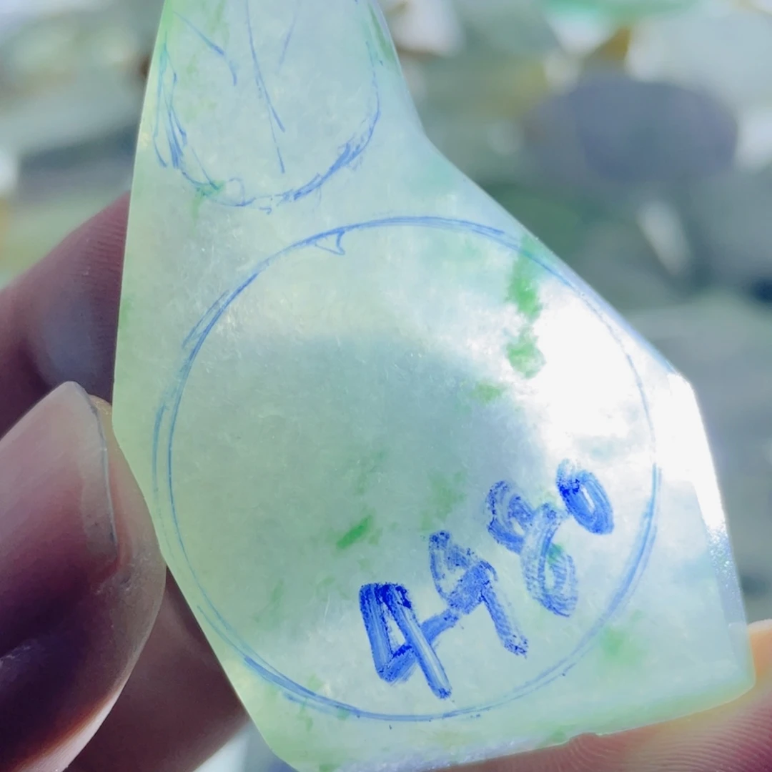 定制翡翠未镶嵌天然翡翠雕刻定制