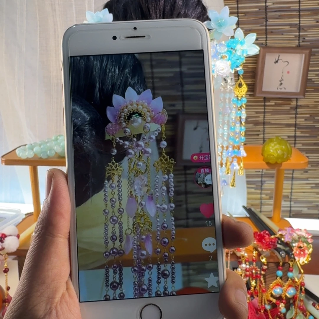 僮***倳蛇纹石玉合金发饰