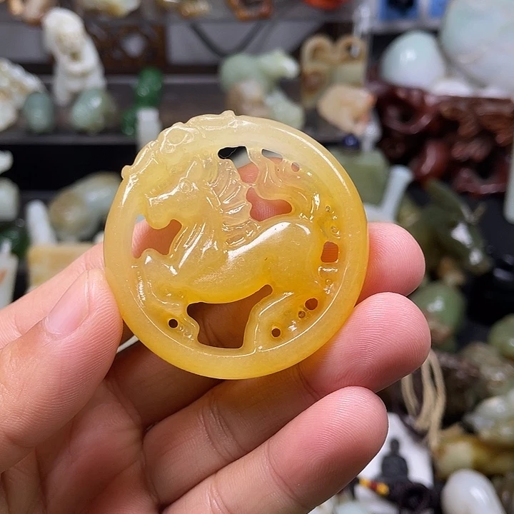 和田玉（糖玉）未镶嵌颈饰