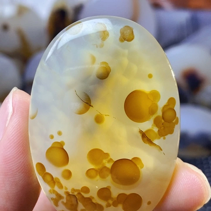 玛瑙/玉髓未镶嵌珠宝半成品