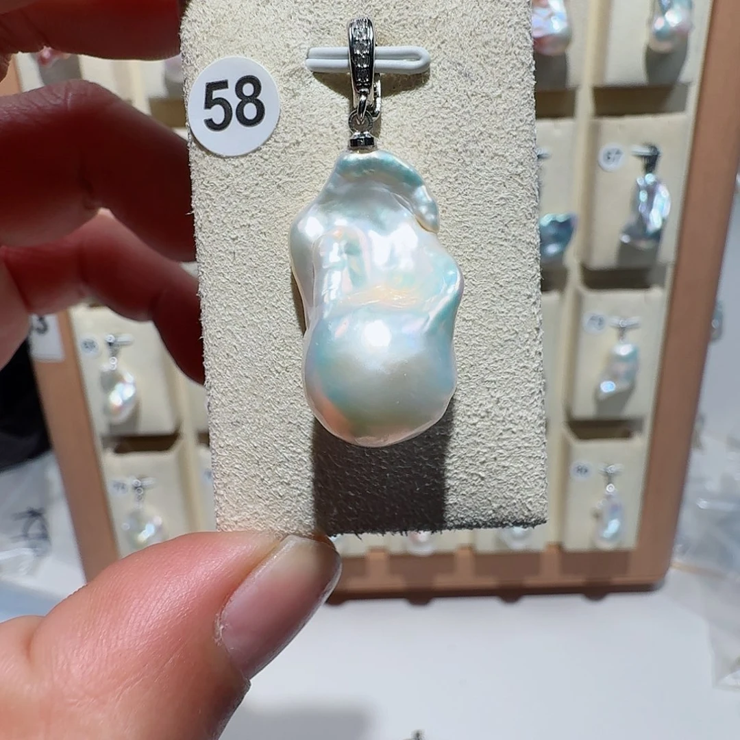 合金淡水珍珠颈饰