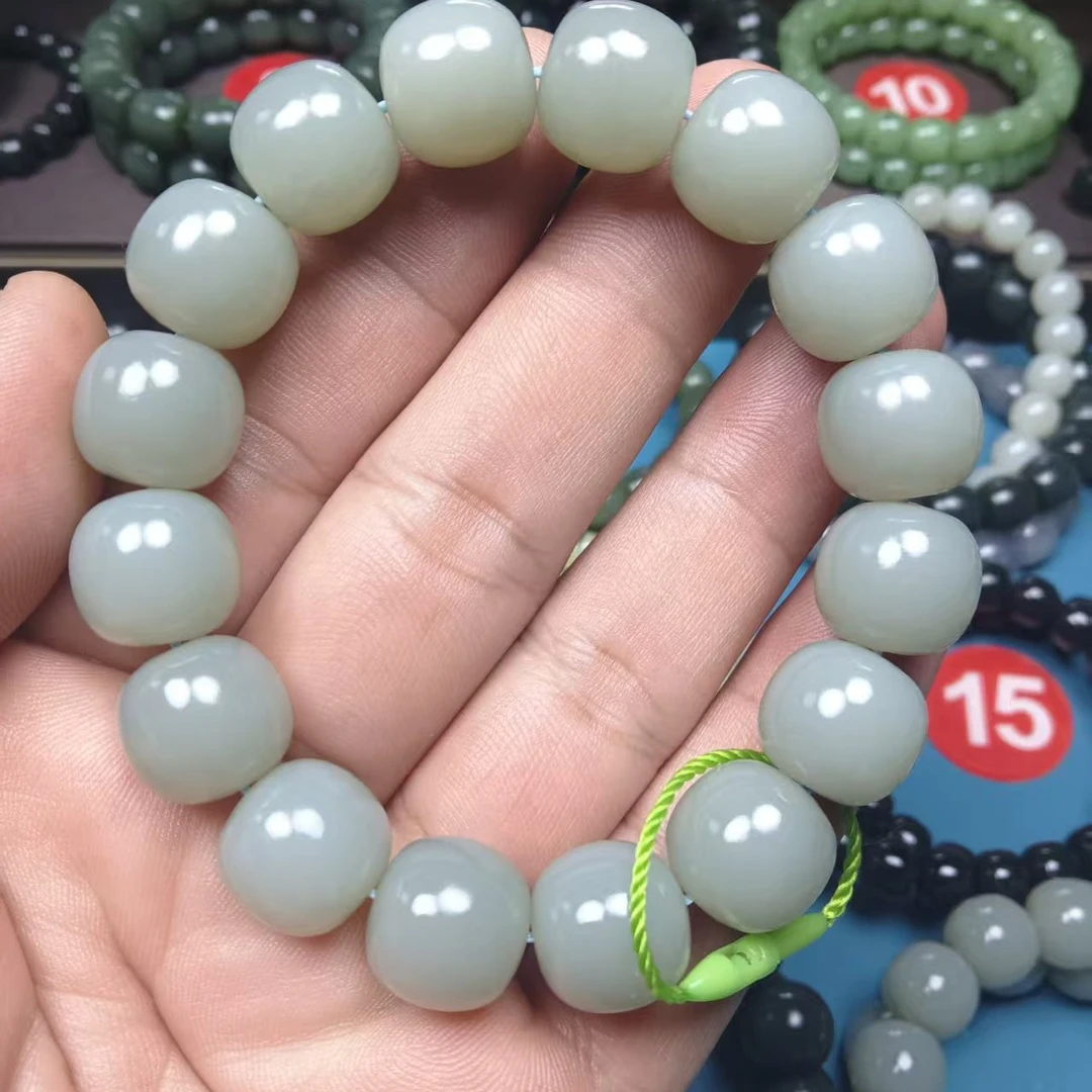 新疆和田玉迪克兰卡14