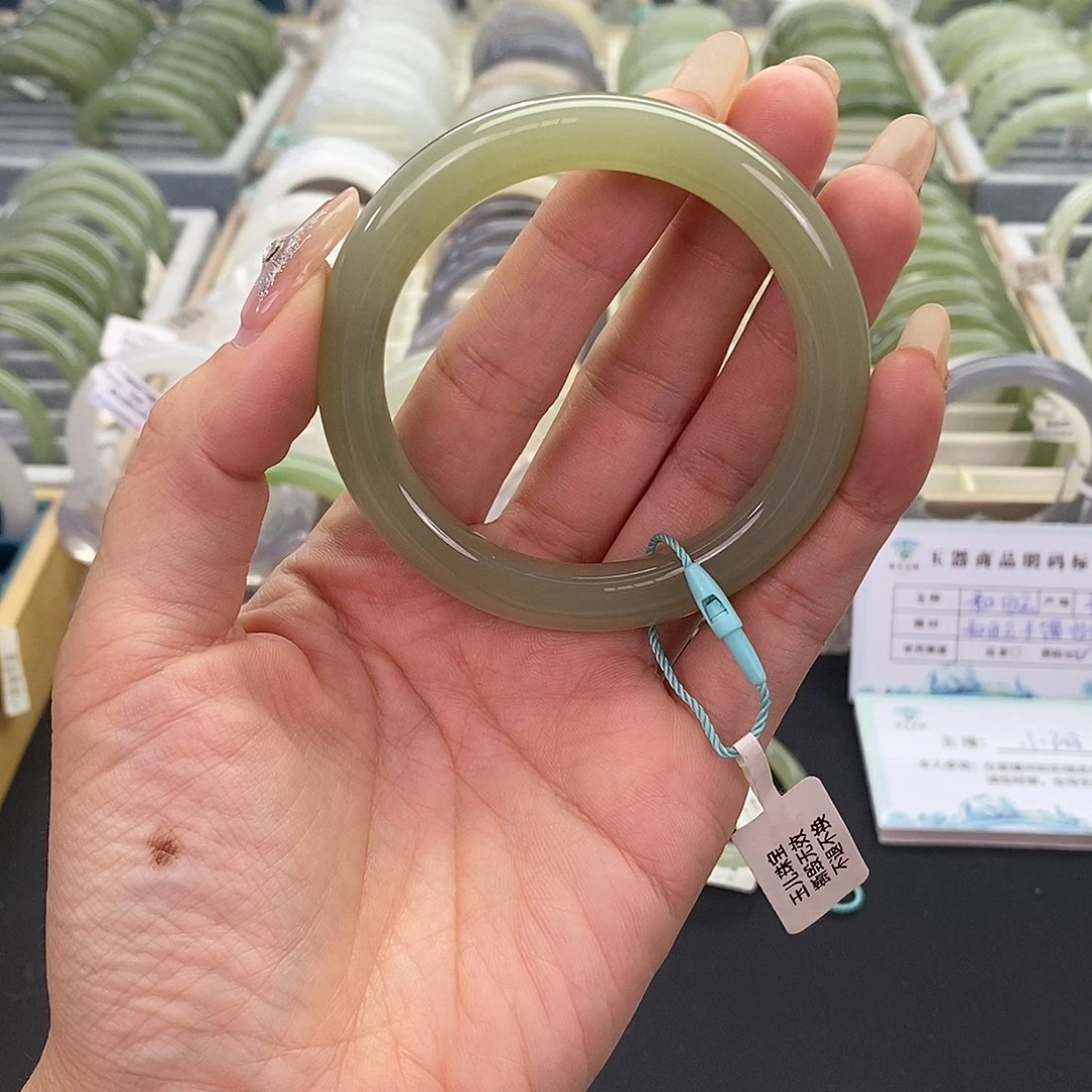 和田玉未镶嵌珠宝奇石5455