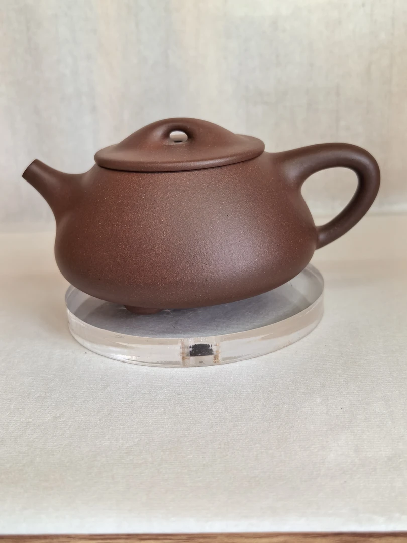 紫砂景舟石瓢壶容量150CC。